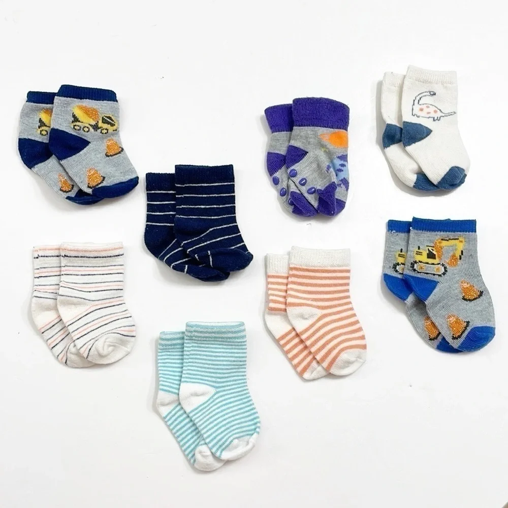 Assorted baby socks - 8 pairs